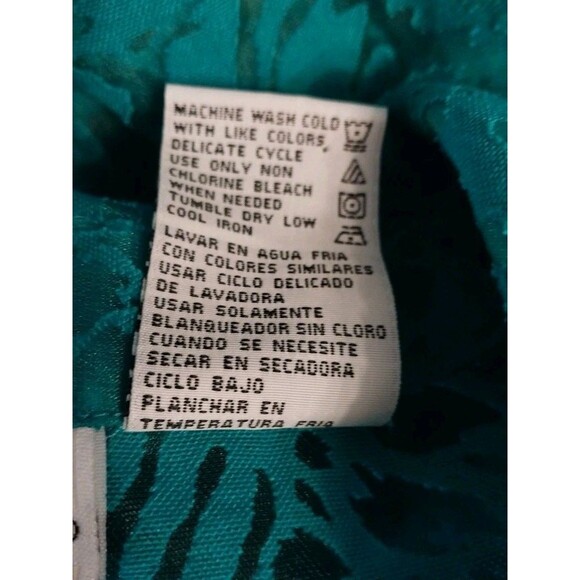 White Stag Women’s Top Plus Sz 30W/32W Teal Sheer Button Up Animal Print Slits - Picture 7 of 7